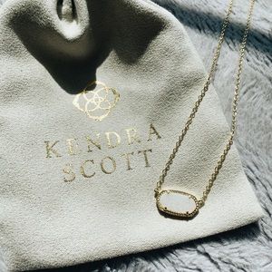Kendra Scott Elisa Gold Pendant Necklace